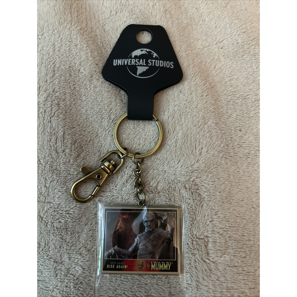 NWT Universal Studios Universal Monsters‎ The Mummy Metal Keychain
